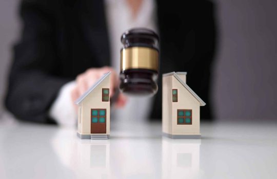 Real Estate Lawyer2